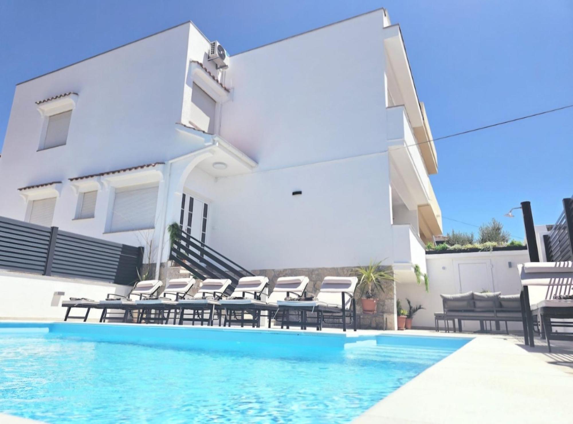Vila Lungomare With Private Pool Zadar